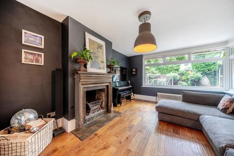 9 Wharncliffe Gardens, London, SE25 6DG