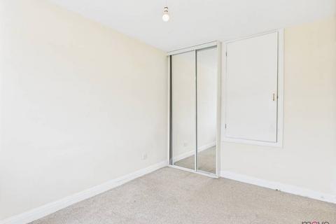 4 Enborne Close, Tuffley, Gloucester, GL4 0RE