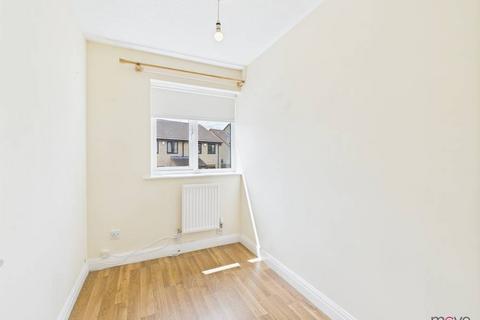 4 Enborne Close, Tuffley, Gloucester, GL4 0RE
