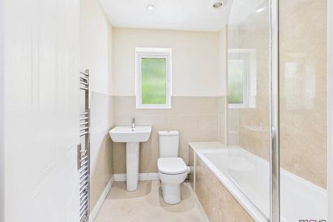 4 Enborne Close, Tuffley, Gloucester, GL4 0RE