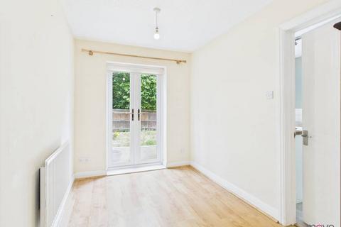 4 Enborne Close, Tuffley, Gloucester, GL4 0RE