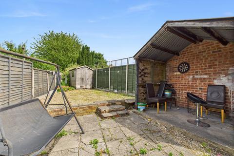 3 Chequers Road, Gloucester, GL4 6BL