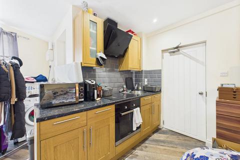 3 Chequers Road, Gloucester, GL4 6BL
