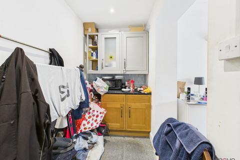 3 Chequers Road, Gloucester, GL4 6BL