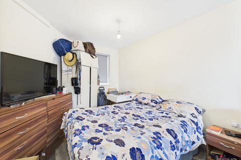 3 Chequers Road, Gloucester, GL4 6BL