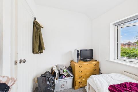 3 Chequers Road, Gloucester, GL4 6BL