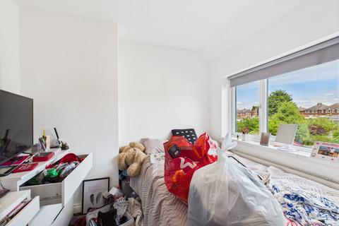3 Chequers Road, Gloucester, GL4 6BL