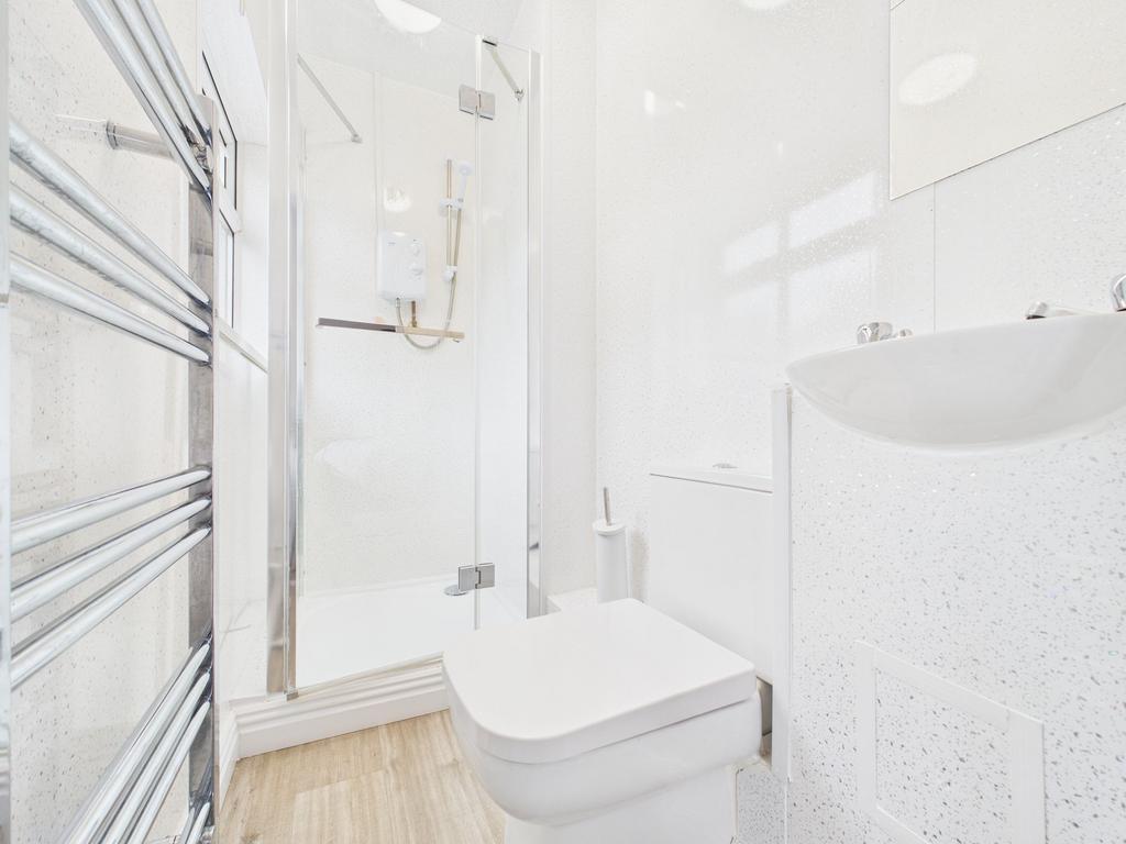 En-suite (Off Bedroom One)