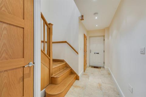 undefined, The Close, Chilwell, Nottingham