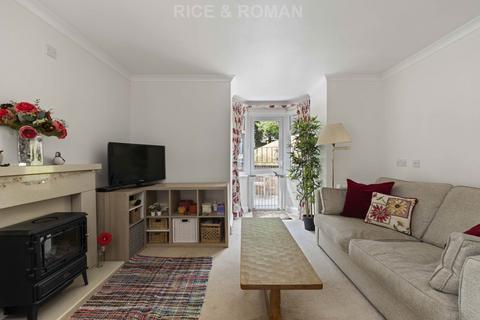 2 bedroom retirement property for sale, Arterberry Road, London SW20
