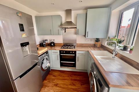 2 bedroom end of terrace house for sale, Otter Street, Rothwell