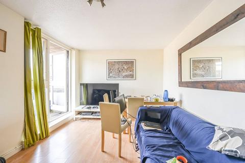 81 Burr Close, London, E1W 1ND