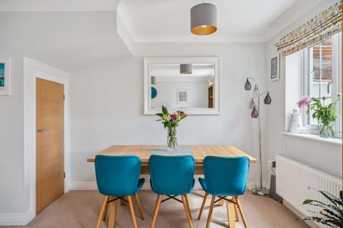 3 bedroom terraced house for sale, Brudenell Close, Amersham, Buckinghamshire, HP6