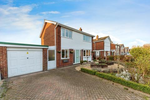 14 Ainsworth Road, Immingham, DN40 2BJ