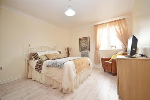 undefined, Primrose Place, Isleworth