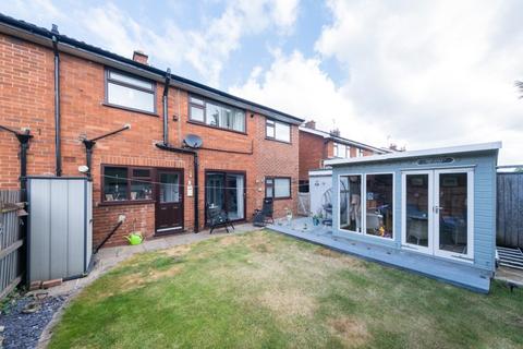 5 bedroom semi-detached house for sale, Andrews Close, Tarvin