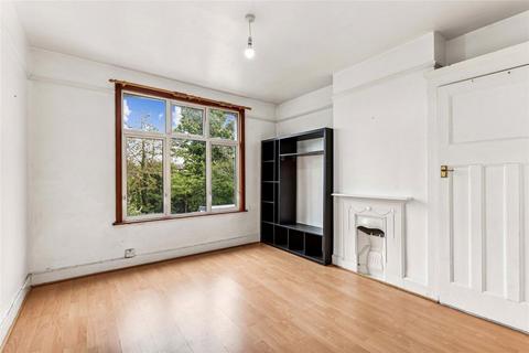 3 bedroom terraced house for sale, Bishops Park Road, London SW16