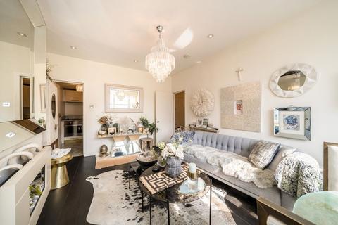 2 bedroom flat for sale, Eardley Crescent, London SW5