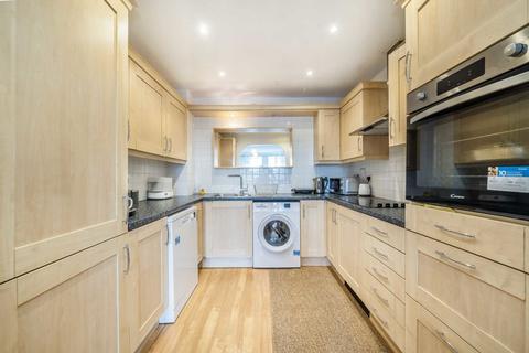 undefined, London Road, London