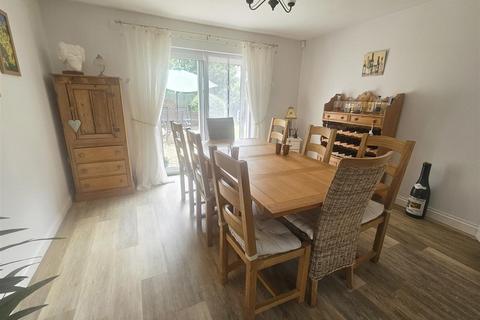 2 Pen Offa, Norton, Presteigne, LD8 2DX
