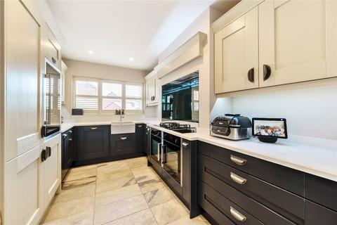 3 bedroom semi-detached house for sale, Elliott Avenue, Ruislip, Middlesex