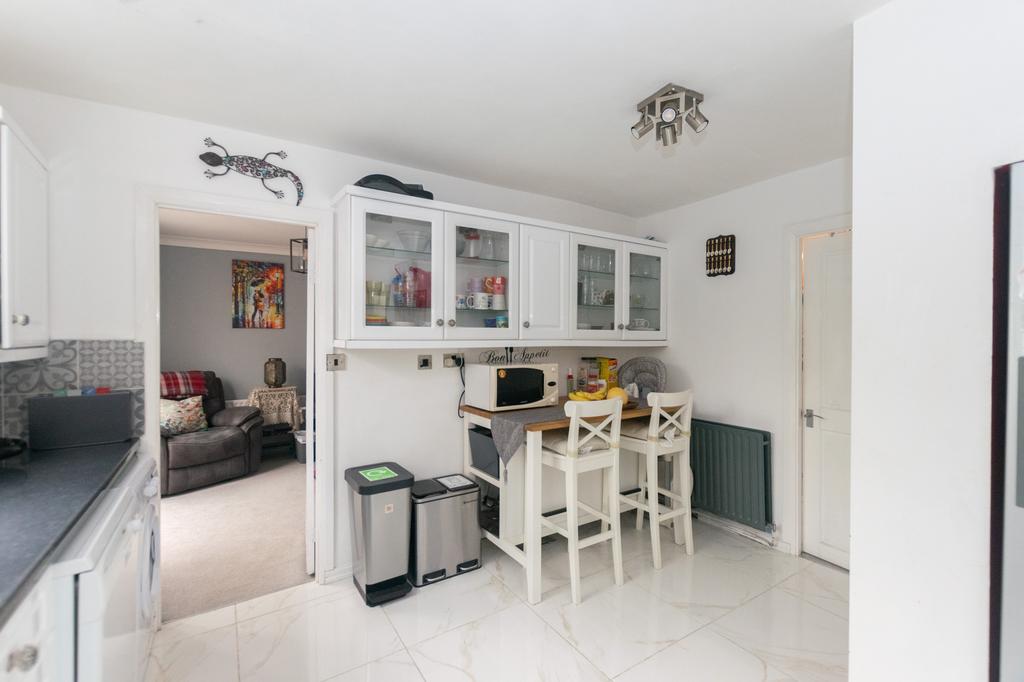 Kitchen 3