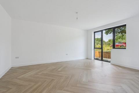 4 bedroom detached house for sale, Kingsoak, Hitchin, SG4