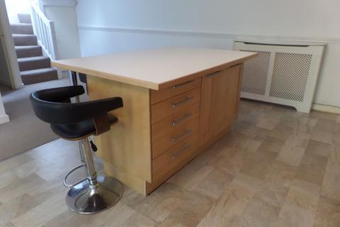 undefined, Llanishen, Cardiff CF14