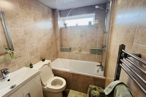 2 bedroom flat for sale, Lancaster Way, Tyne and Wear, NE32