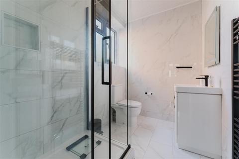 23 Cranbrook Road, Hounslow, TW4 7BW