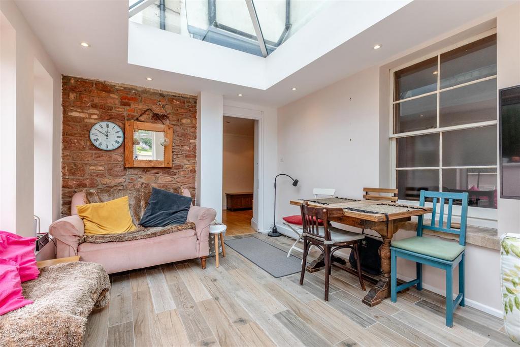 Redland Park, Redland Snug 2.jpg