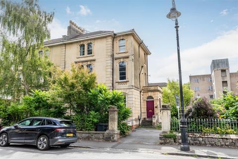 2 bedroom flat for sale, Redland Park, Bristol BS6