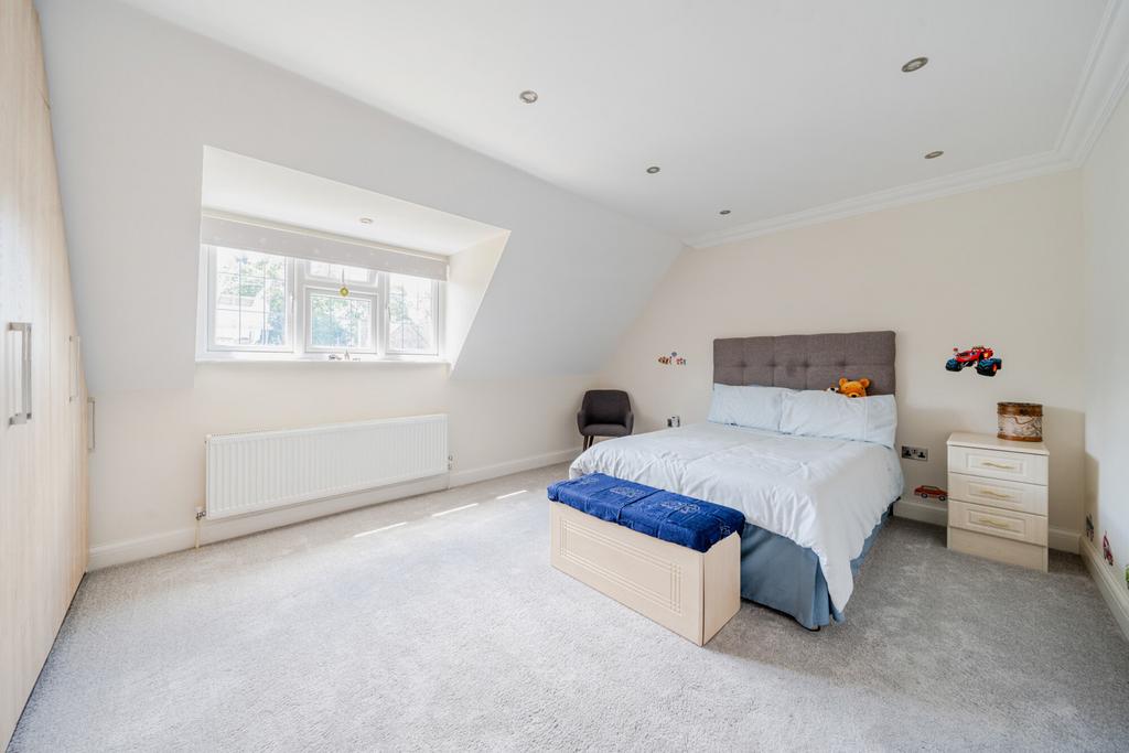 1325445 16 687795...