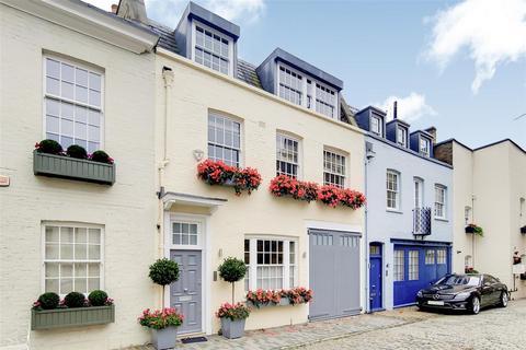 WILTON ROW, London, SW1X