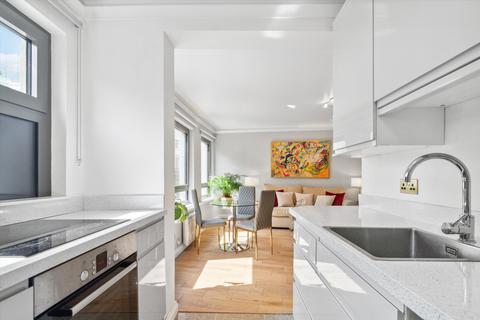 1 bedroom flat to rent, Kensington Church Street, London, London, W8