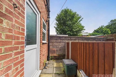 5 Bellevue Road, Wrexham, LL13 7NH