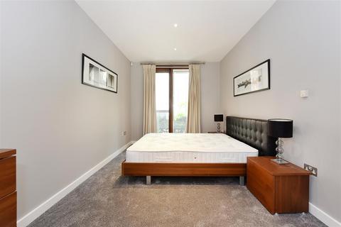 2 bedroom flat to rent, The Galleries, Abbey Road, London, NW8