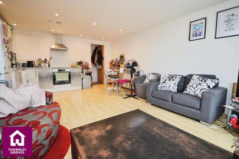 2 bedroom duplex for sale, Lakeside Rise, Greater Manchester M9