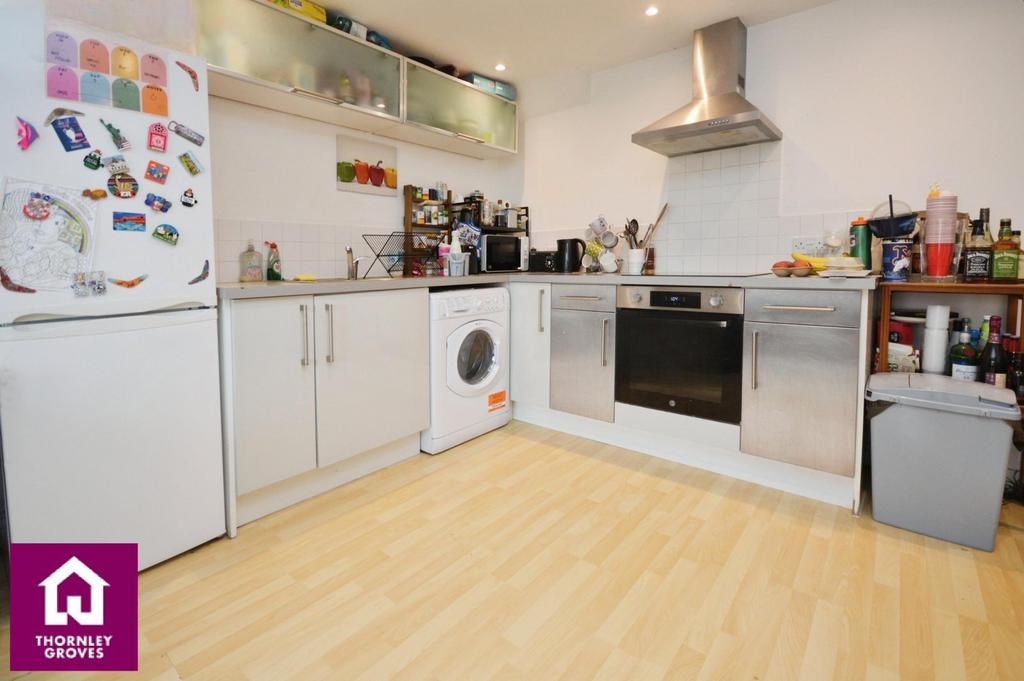 Lounge/Kitchen