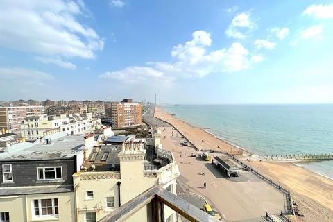 2 bedroom apartment to rent, Spa Court, Kings Esplanade, Hove BN3 2WS