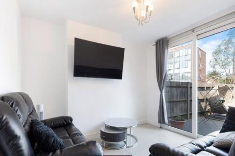 undefined, Glenwood Close, Harrow HA1