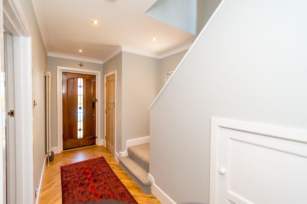 House in Southampton, Glen Eyre - View 3