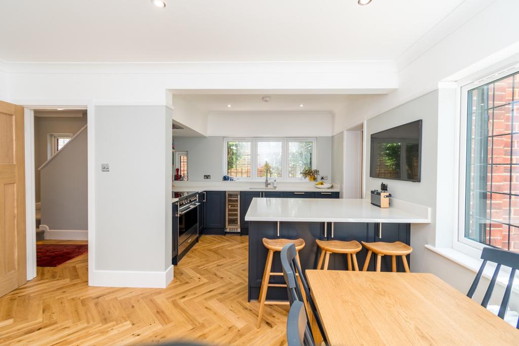 House in Southampton, Glen Eyre - View 6