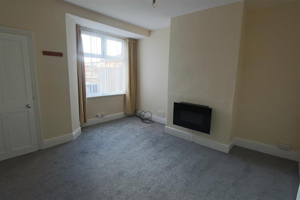 176 King Street dinign room 1.JPG