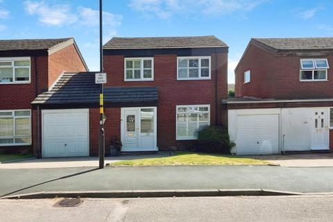 3 bedroom link detached house for sale