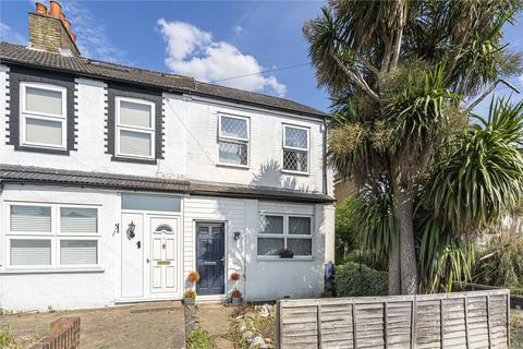 Upper Halliford Road, Shepperton, Surrey, TW17