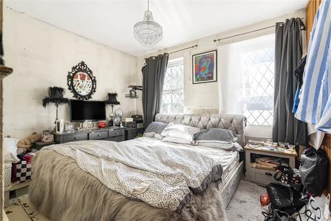 undefined, Upper Halliford Road, Shepperton, Surrey, TW17