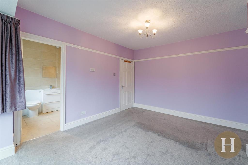 Hadleigh Estate Agents-18.jpg