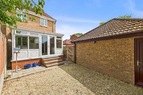 3 bedroom end of terrace house for sale, Blossom Close, Worcester, Worcestershire, WR5