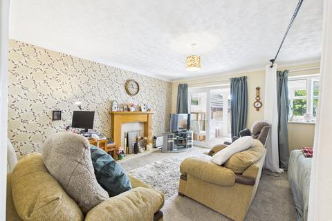 3 bedroom end of terrace house for sale, Blossom Close, Worcester, Worcestershire, WR5